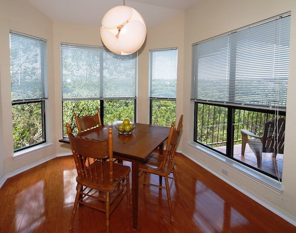 Breakfast nook
